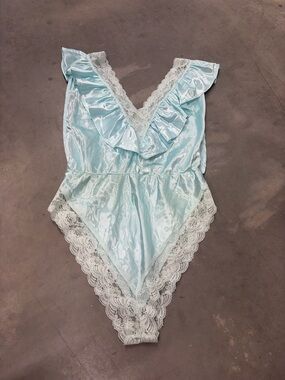 Vintage kasara Women's Light green Lace-Trim Satin‎ Bodysuit